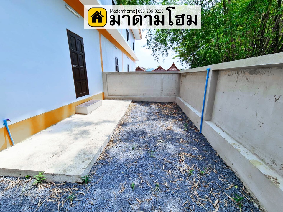 มาดามโฮม ขายอาคารพาณิชย์อยุธยา มือ 1  ที่ดินใหญ่สุด 49.9 ตารางวา ราคาเริ่มต้นล้านกว่าๆ